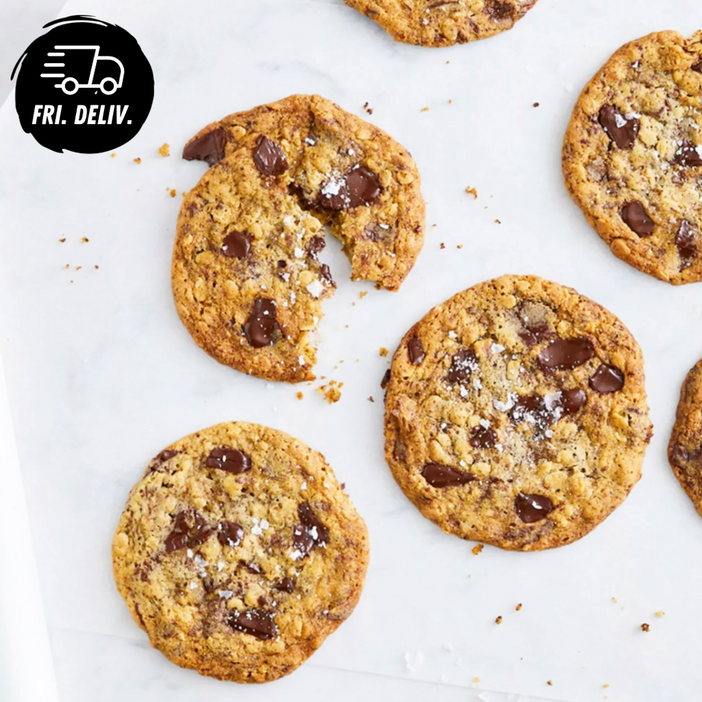 CHEWY OAT CHOC CHIP COOKIE