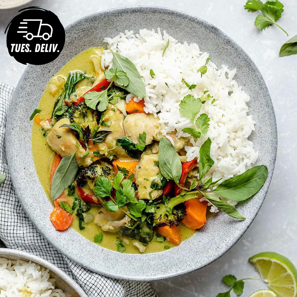 COCONUT AND VEGETABLE CHICKEN CURRY.
