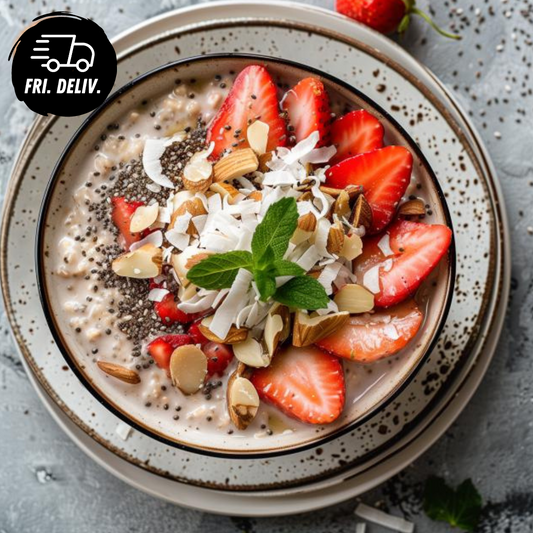 STRAWBERRY SHORTCAKE OVERNIGHT OATS