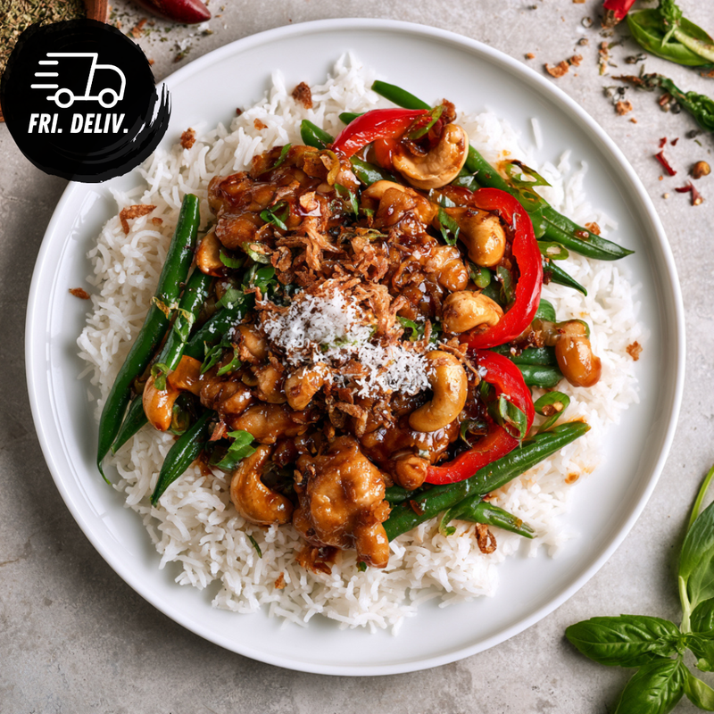 CHICKEN CASHEW NUT WITH COCONUT RICE